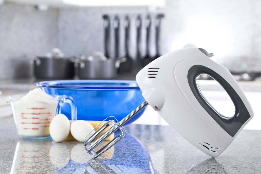 difference - Does anyone say electric egg beater? - English